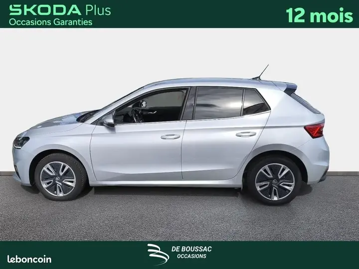 Skoda Fabia 2023 photo 2