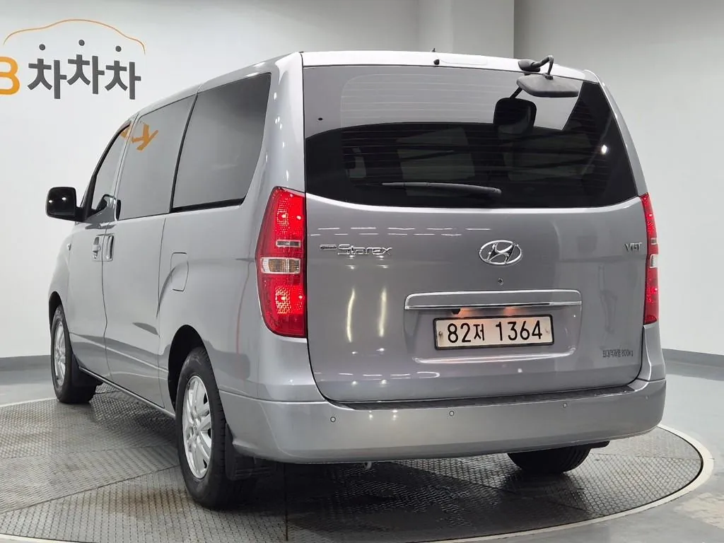 Hyundai Grand Starex 2021 photo 2