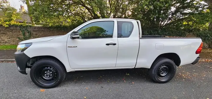 Toyota Hilux 2017 photo 5