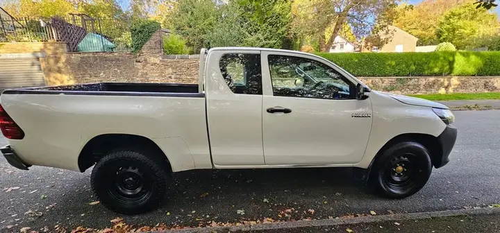 Toyota Hilux 2017 photo 3