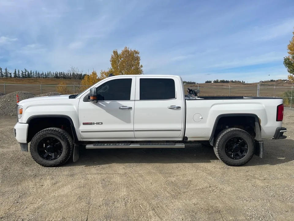 GMC Sierra 3500Hd 2016 photo 2