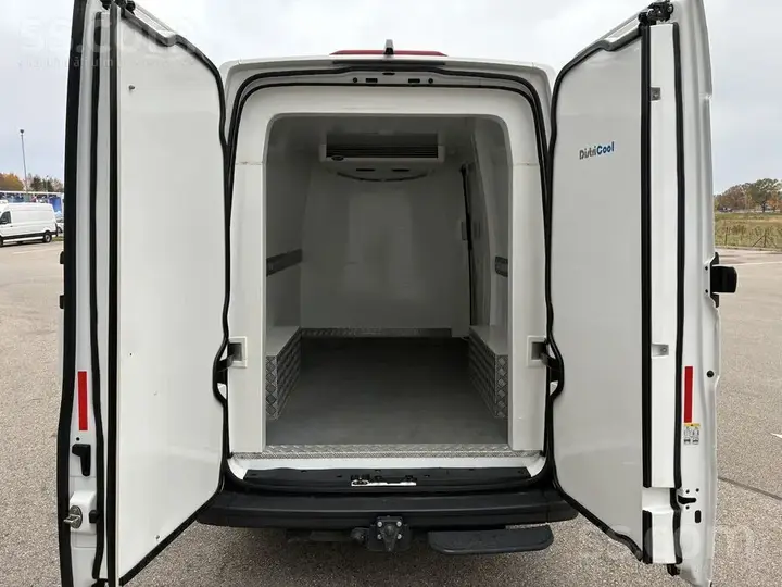 Volkswagen Crafter 2025 photo 3