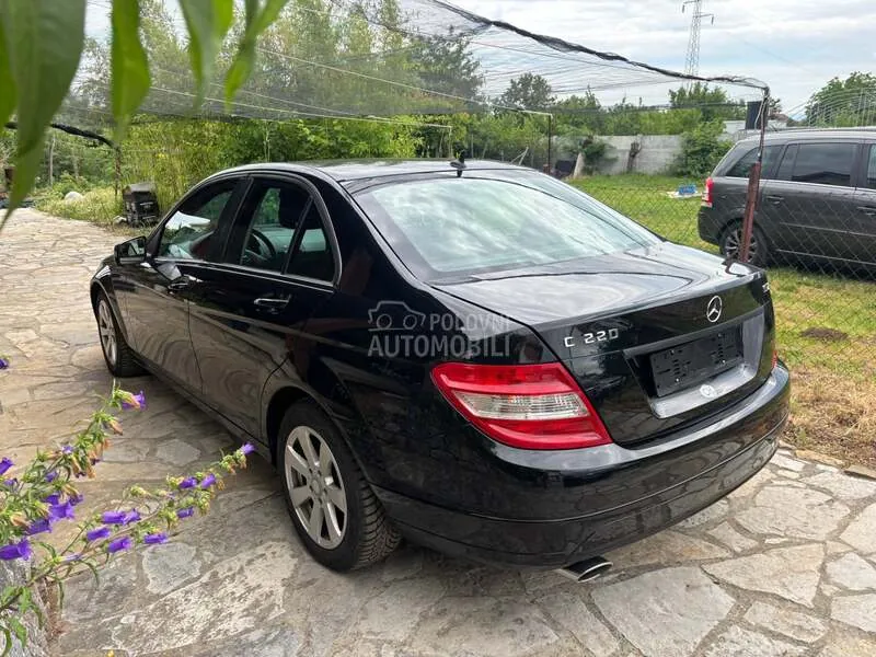 Mercedes-Benz C 220 2009 photo 4