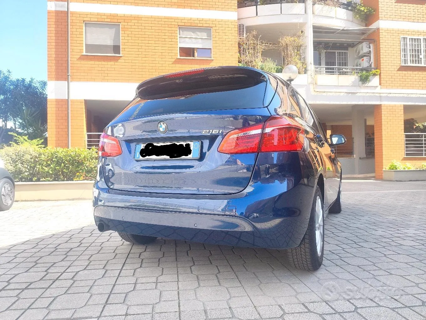 BMW 2 Series Active Tourer 2016 photo 2