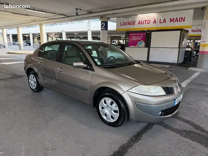 Renault Megane 2008 photo 2
