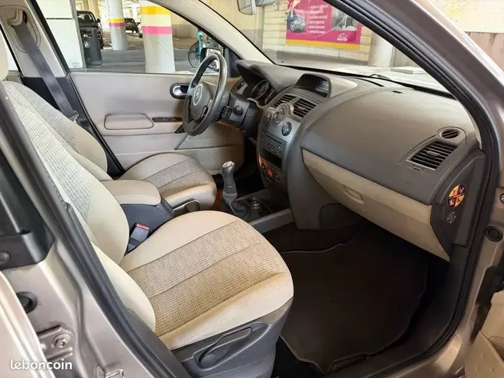 Renault Megane 2008 photo 4
