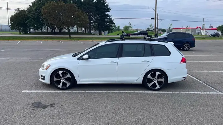 Volkswagen Golf Sportwagen 2016 photo 4