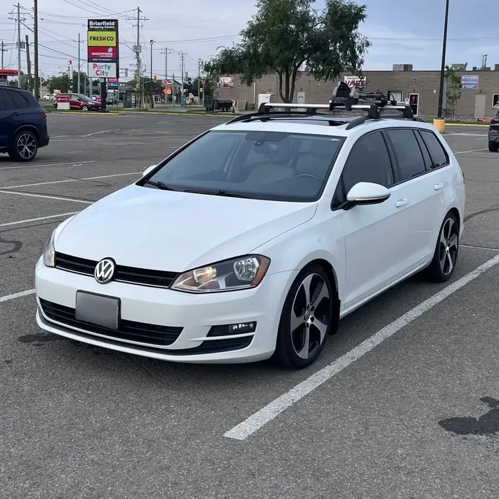 Volkswagen Golf Sportwagen