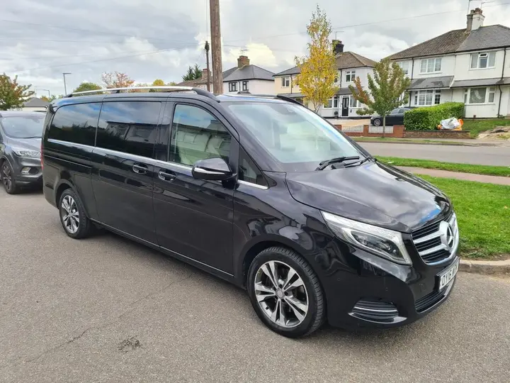 Mercedes-Benz V-Class 2016 photo 2