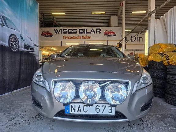 Volvo V60 2012 photo 2