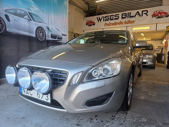 Volvo V60 2012 photo 3