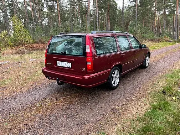 Volvo V70 2000 photo 3