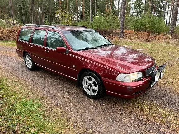 Volvo V70 2000 photo 2