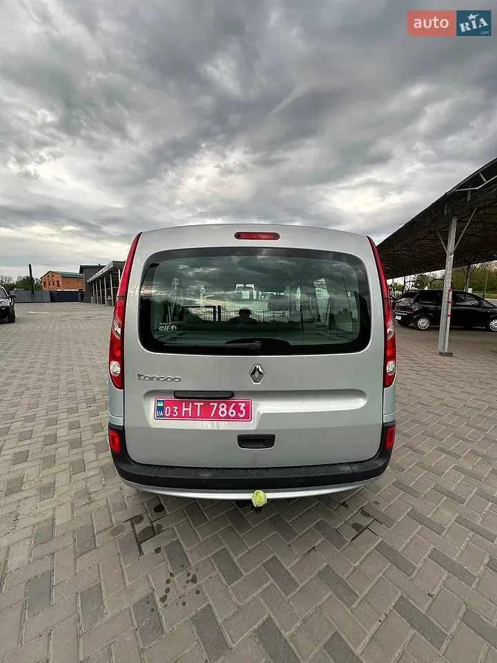 Renault Kangoo 2011 photo 2