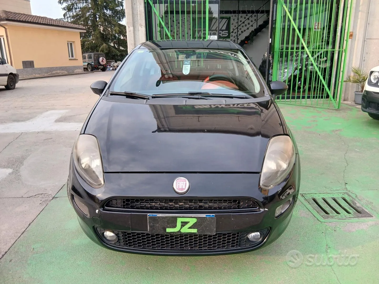 Fiat Punto Evo 2012 photo 2