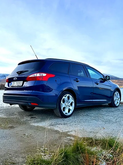 Ford Focus 2011 photo 4