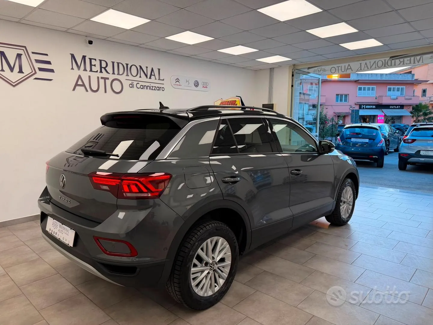 Volkswagen T-Roc 2023 photo 4