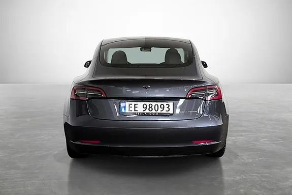 Tesla Model 3 2023 photo 5