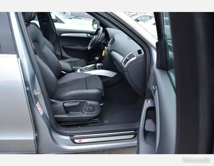 Audi Q5 2009 photo 4