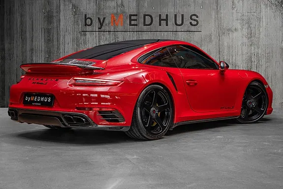 Porsche 911 Turbo S