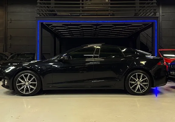 Tesla Model S 2018 photo 3