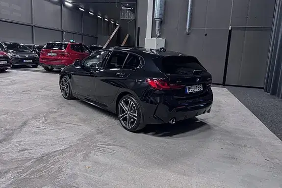 BMW 120D 2021 photo 4
