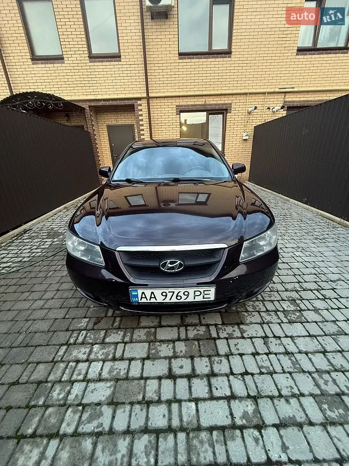 Hyundai Sonata