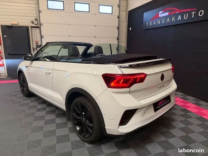 Volkswagen T-Roc 2023 photo 3