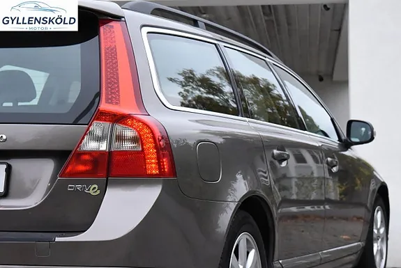 Volvo V70 2011 photo 3