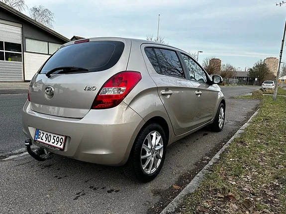 Hyundai I20 2010 photo 4