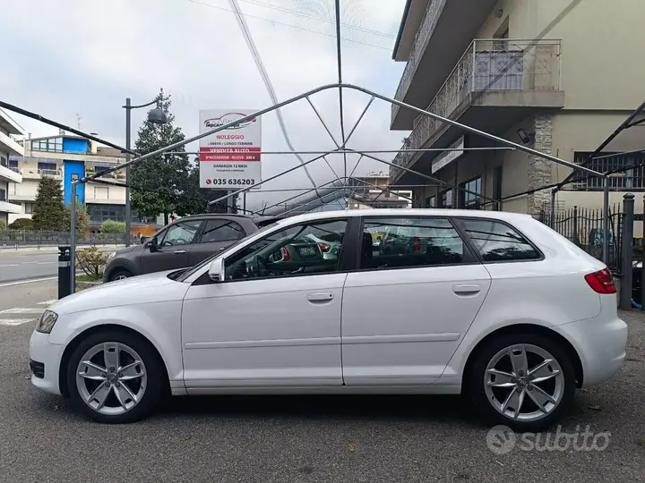 Audi A3 2009 photo 4