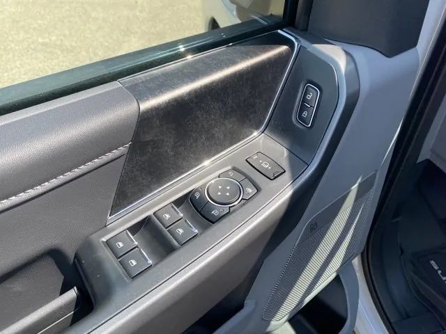 Ford Super Duty F-350 2026 photo 5