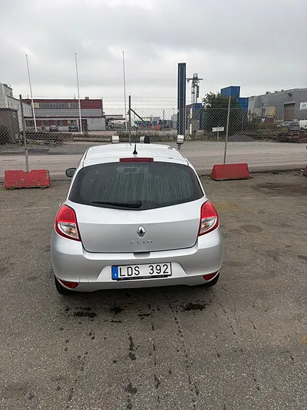 Renault Clio 2011 photo 3