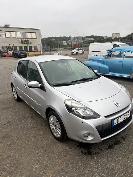 Renault Clio 2011 photo 5