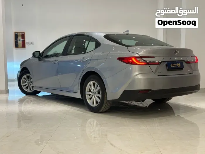 Toyota Camry 2025 photo 3