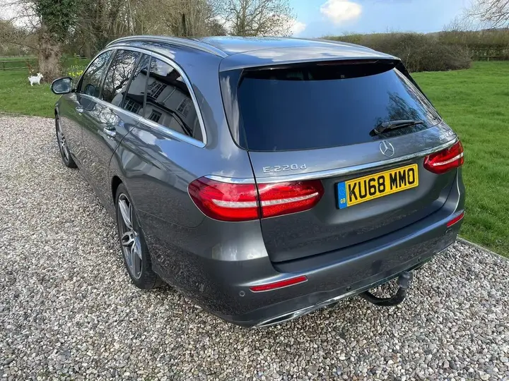 Mercedes-Benz E-Class 2018 photo 2