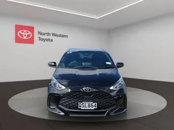 Toyota Yaris 2024 photo 3