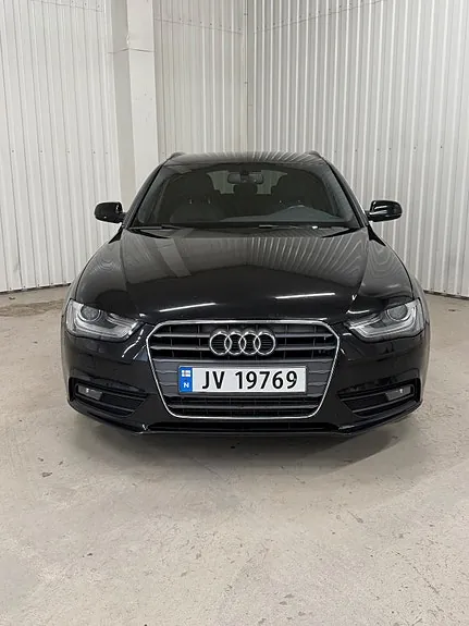 Audi A4 2014 photo 2