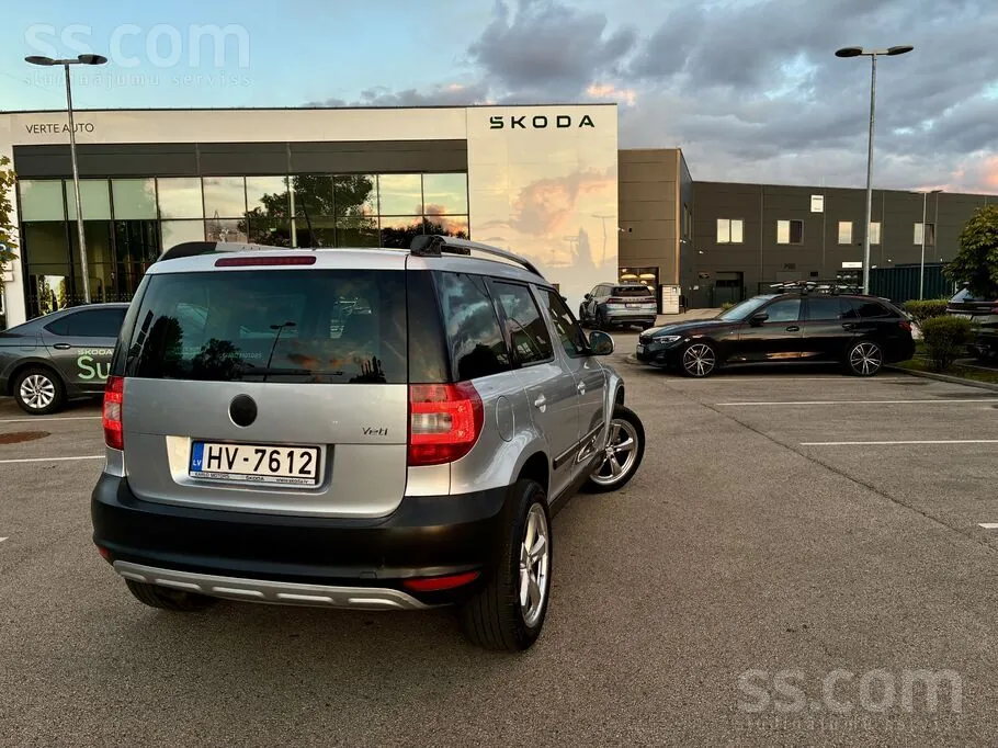 Skoda Yeti 2012 photo 4