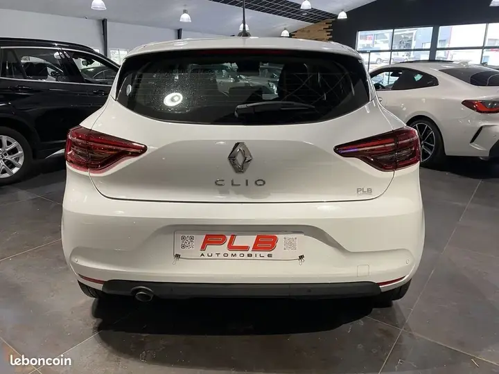 Renault Clio 2022 photo 5