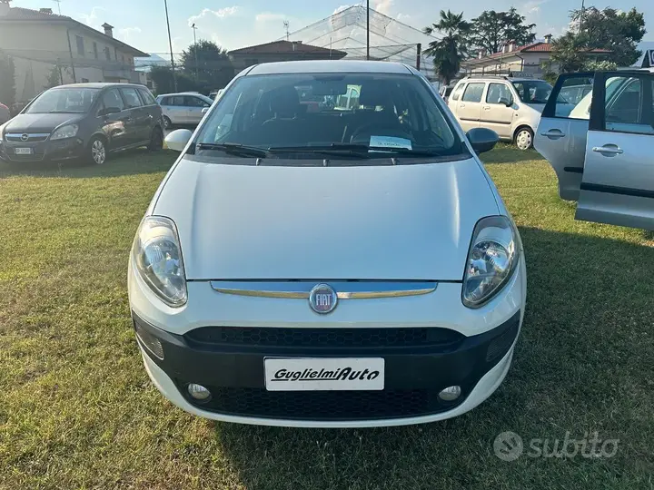 Fiat Punto Evo 2011 photo 4