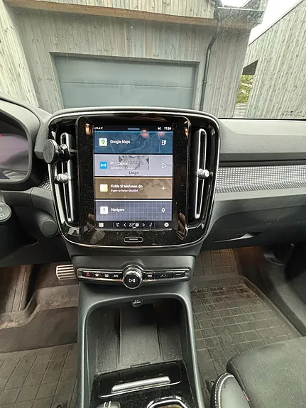 Volvo Xc40 2021 photo 2