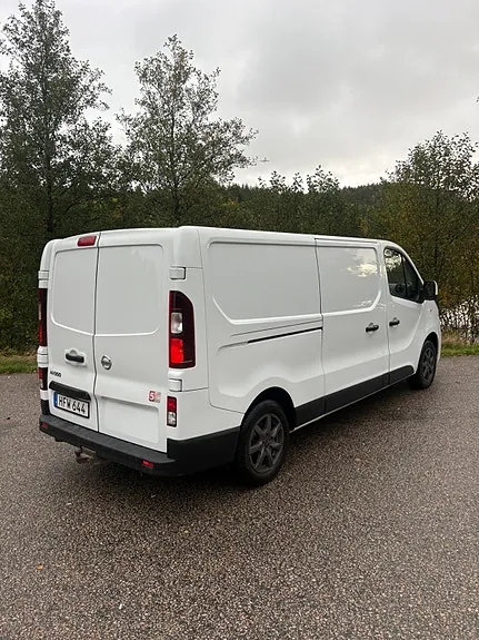 Nissan Nv300 2017 photo 5