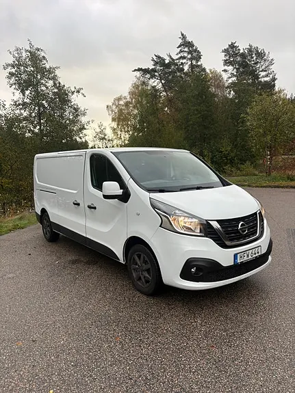Nissan Nv300