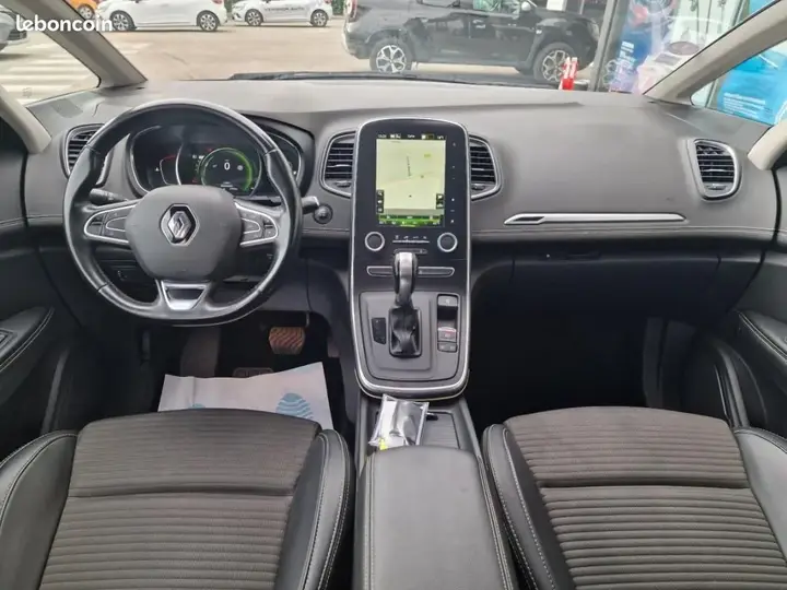 Renault Scenic 2018 photo 4