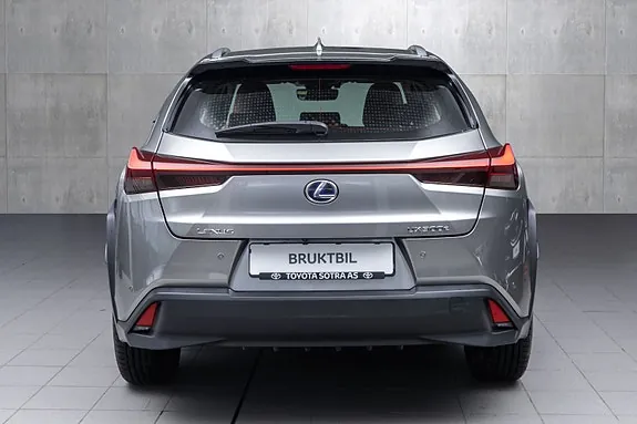 Lexus Ux300E 2021 photo 5