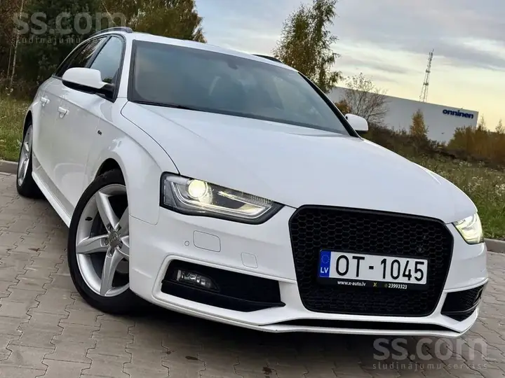 Audi A4 2013 photo 3