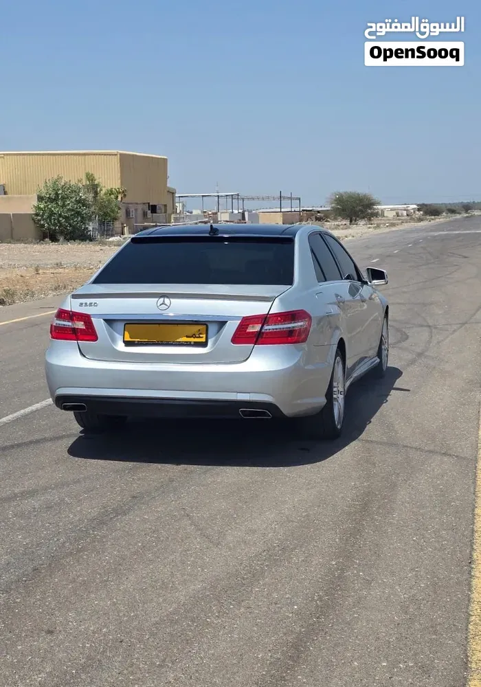 Mercedes-Benz E-Class 2010 photo 4