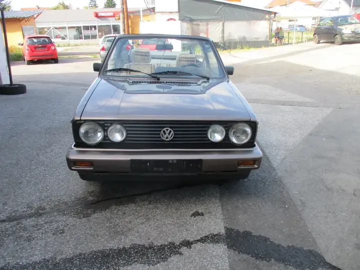 Volkswagen Golf 1990 photo 2