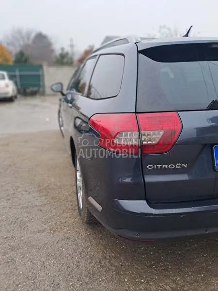Citroen C5 2011 photo 4